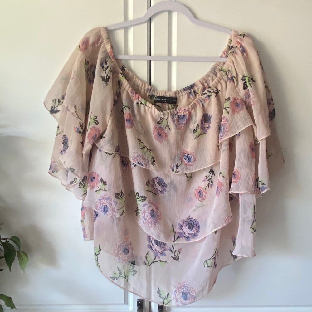 Fashion to Figure Floral Chiffon Off Shoulder Ruffle Tiered Blouse Pink Size 0